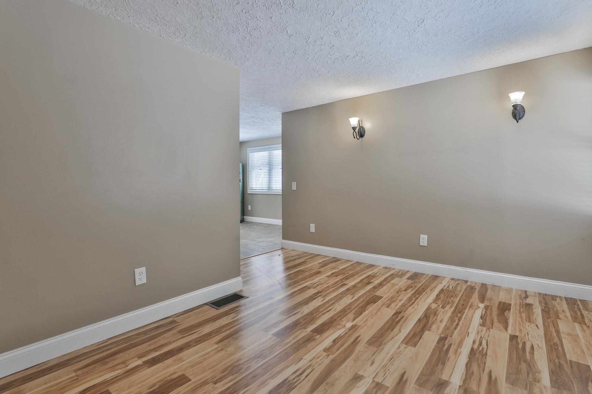 44 County Road Amherst, NH 03031 - Photo 17 of 39