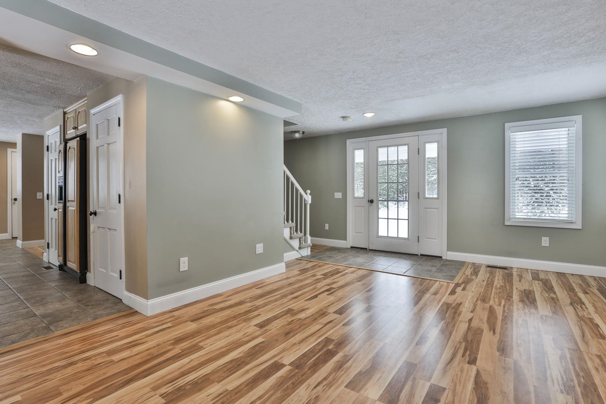 44 County Road Amherst, NH 03031 - Photo 6 of 39