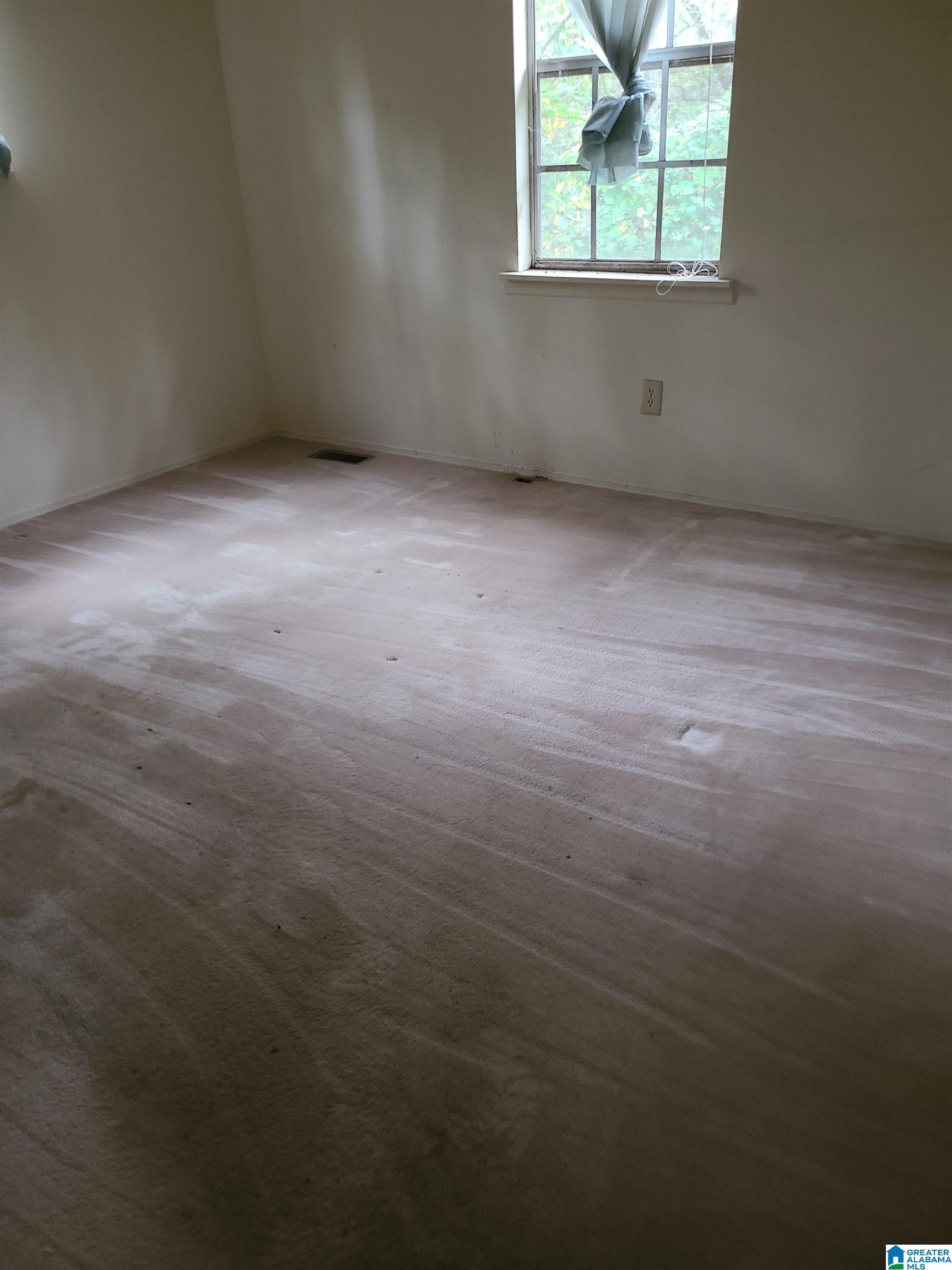 1357 Tomahawk Road Birmingham, AL 35214 - Photo 4 of 15
