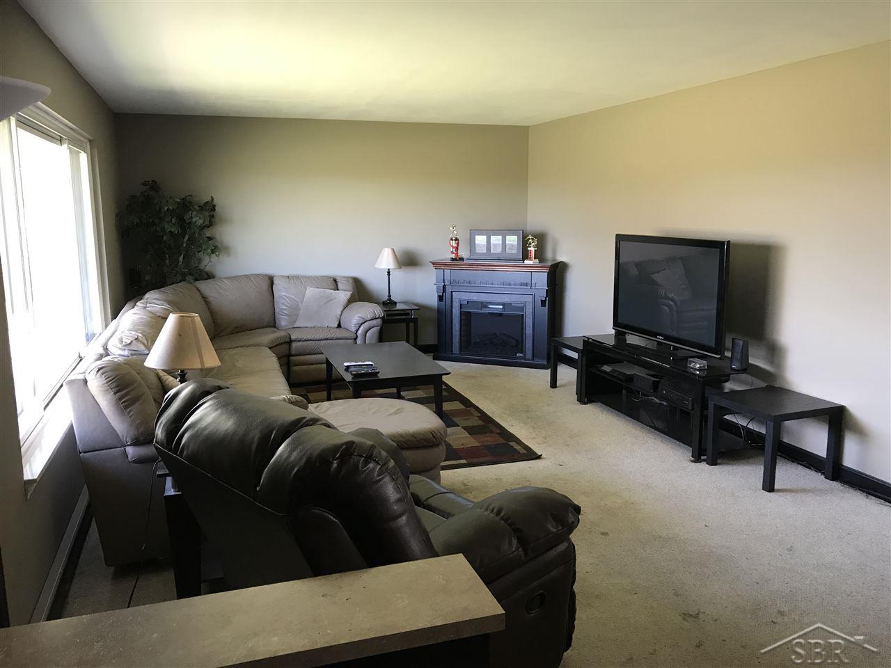 9605 Swaffer Road Vassar, MI 48768 - Photo 2 of 19 31330224-1.JPG
