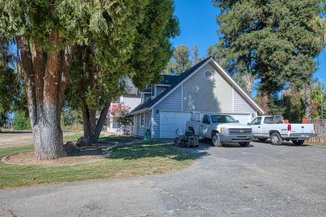 $869,500 | 10852 South Bethel Avenue, Selma, CA 93662