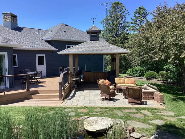 $509,000 | 65672 275th Street, Alden, MN 56009