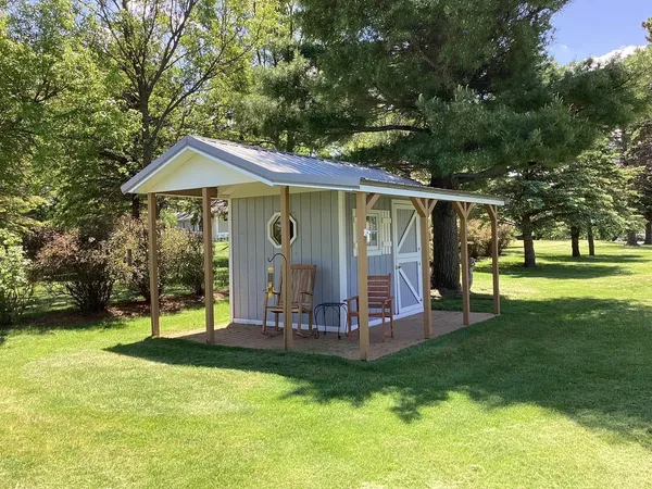 $509,000 | 65672 275th Street, Alden, MN 56009