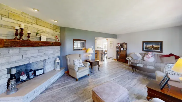 $520,000 | 65672 275th Street, Alden, MN 56009