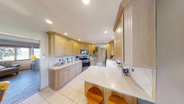 $509,000 | 65672 275th Street, Alden, MN 56009