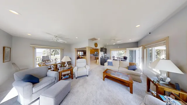 $520,000 | 65672 275th Street, Alden, MN 56009