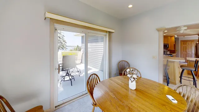 $520,000 | 65672 275th Street, Alden, MN 56009