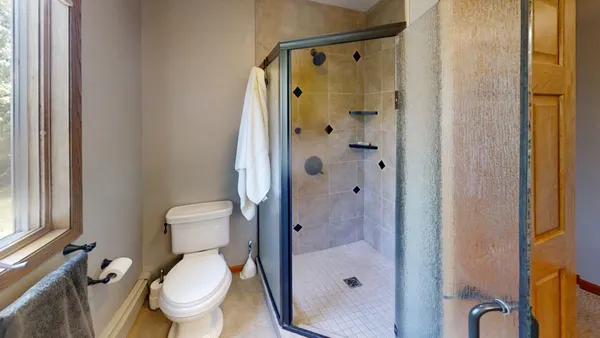 $509,000 | 65672 275th Street, Alden, MN 56009