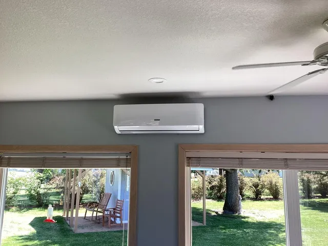 $520,000 | 65672 275th Street, Alden, MN 56009