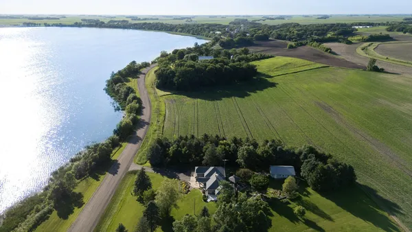 $509,000 | 65672 275th Street, Alden, MN 56009