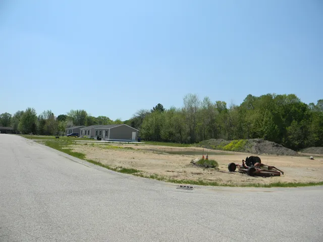 $1,800,000 | Multiple Multiple Taylors Court, Scottville, MI 49454