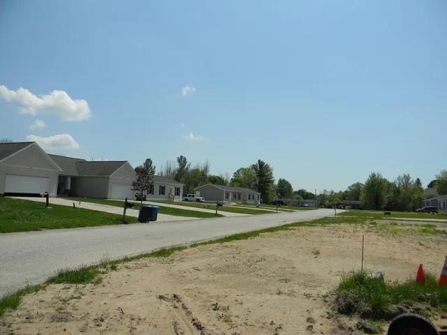 $1,800,000 | Multiple Multiple Taylors Court, Scottville, MI 49454