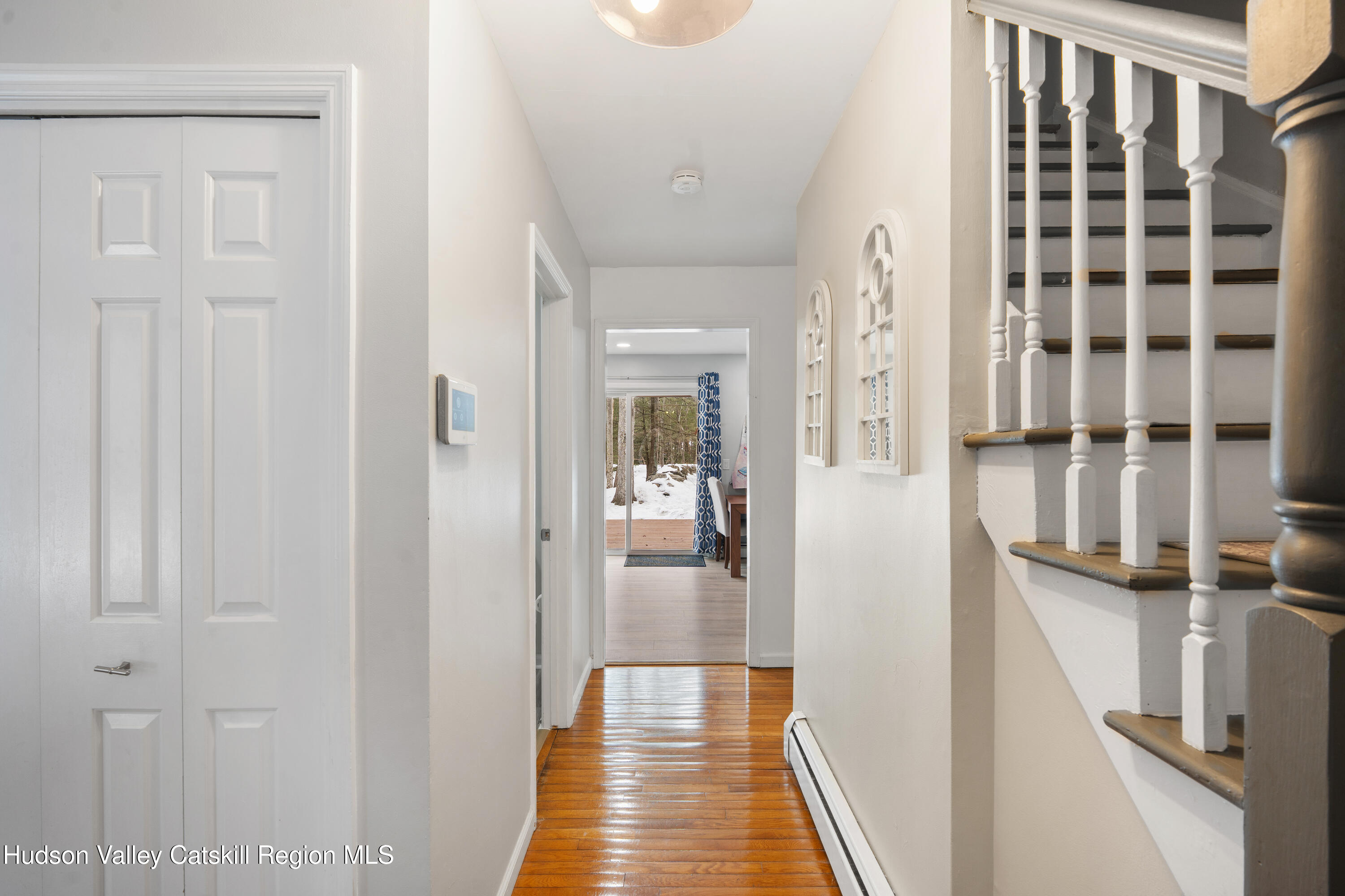 25 Old Farm Road Shokan, NY 12481 - Photo 4 of 49 Foyer