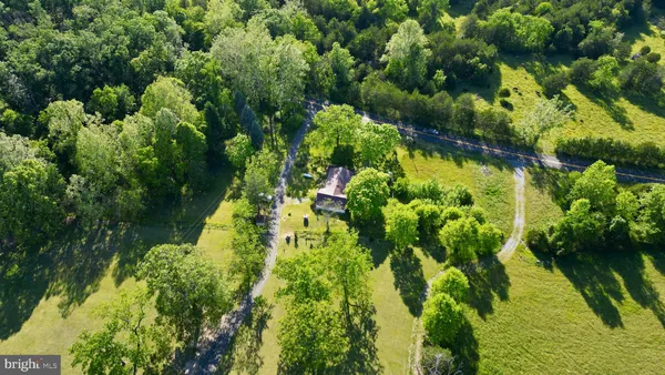$265,000 | 35 Bentwood Drive, Upper Tract, WV 26866