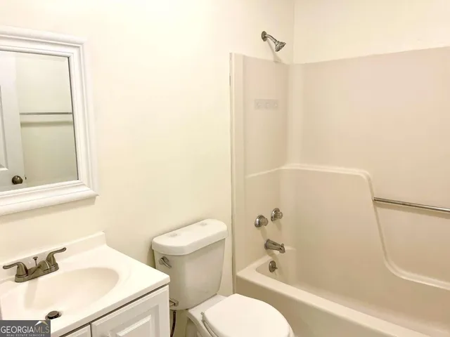 $1,350 | 135 Meadowbrook Court, Unit C, Fayetteville, GA 30215