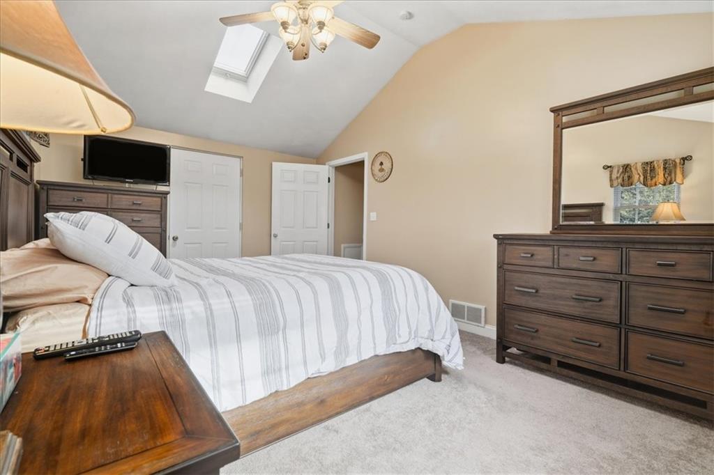 5838 Rodgers Street Pittsburgh, PA 15207 - Photo 17 of 42 Gallery Image 17
