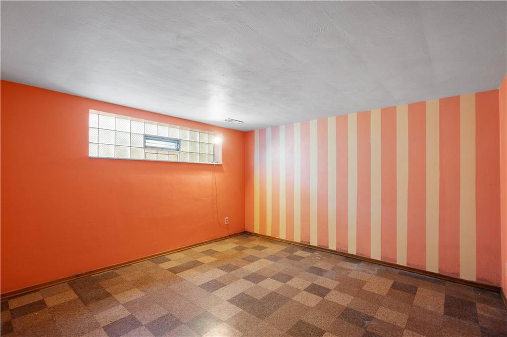 206 Hillendale Road Pittsburgh, PA 15237 - Photo 19 of 30 a view of an empty room with a window