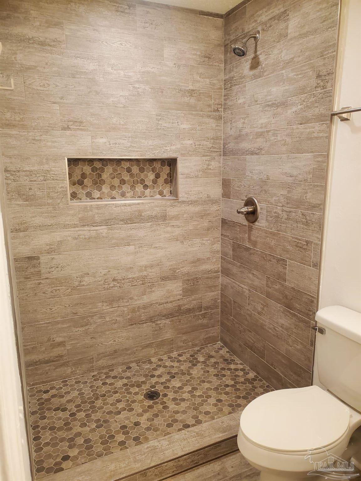 5013 Patterson Lane Pace, FL 32571 - Photo 18 of 26