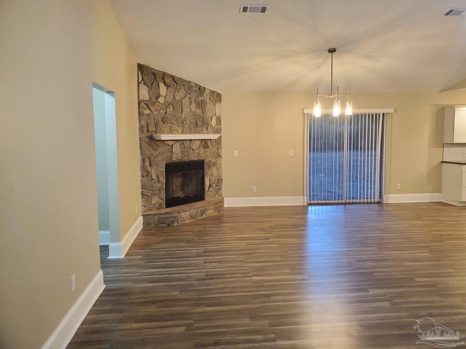 5013 Patterson Lane Pace, FL 32571 - Photo 5 of 26