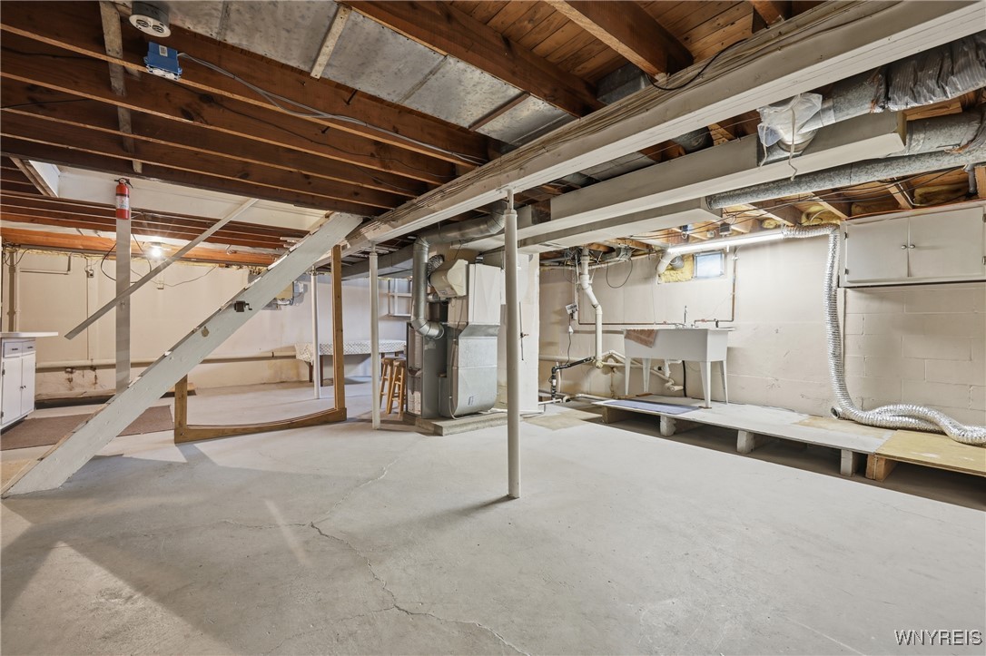 644 Seneca Creek Road West Seneca, NY 14224 - Photo 38 of 42