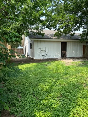 $1,499 | 5409 Purple Sage Drive, Unit B, Austin, TX 78724