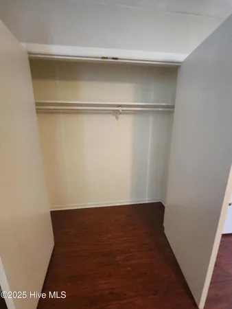 $950 | 102 Shiloh Drive, Unit B, Greenville, NC 27834