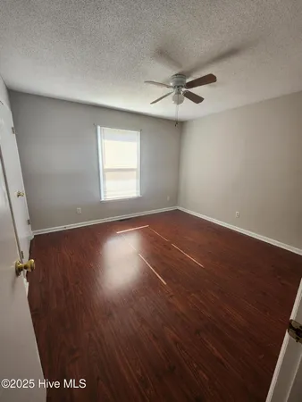 $950 | 102 Shiloh Drive, Unit B, Greenville, NC 27834