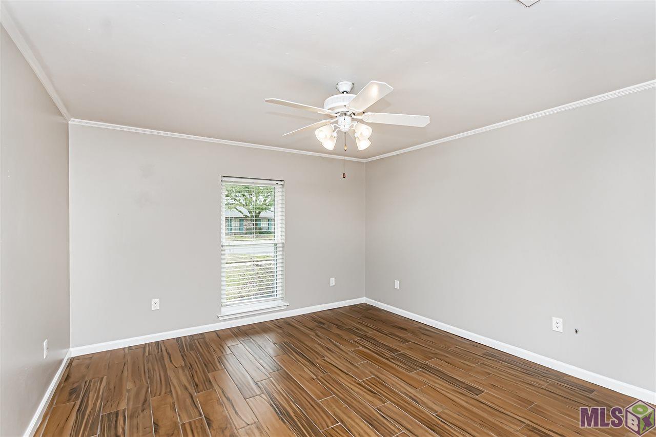 1516 Rue Desiree Baton Rouge, LA 70810 - Photo 22 of 32