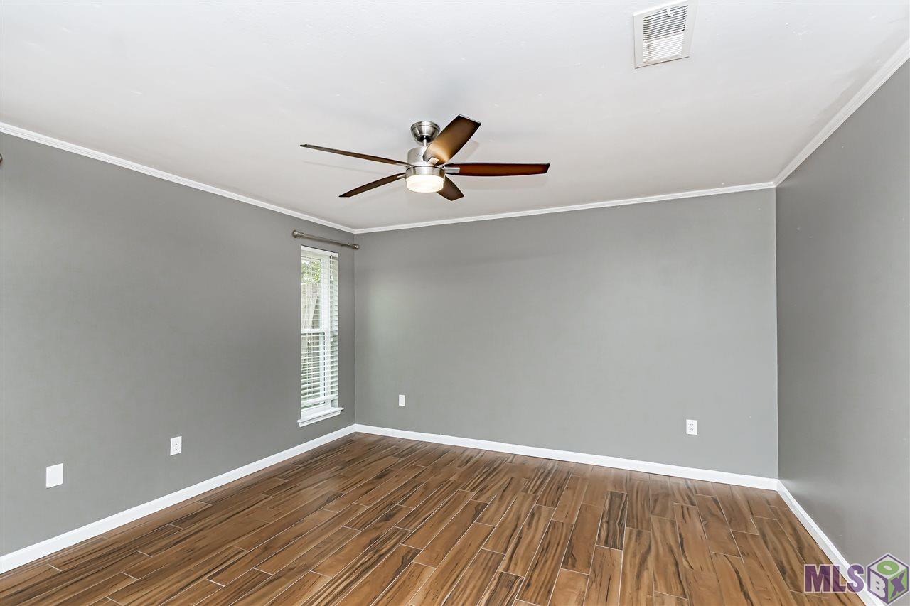 1516 Rue Desiree Baton Rouge, LA 70810 - Photo 23 of 32