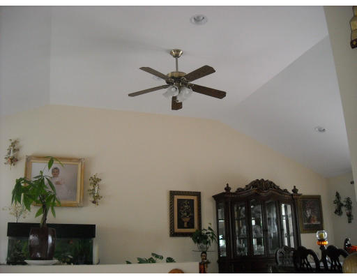 590 Grinnell Street Fall River, MA 02721 - Photo 3 of 16