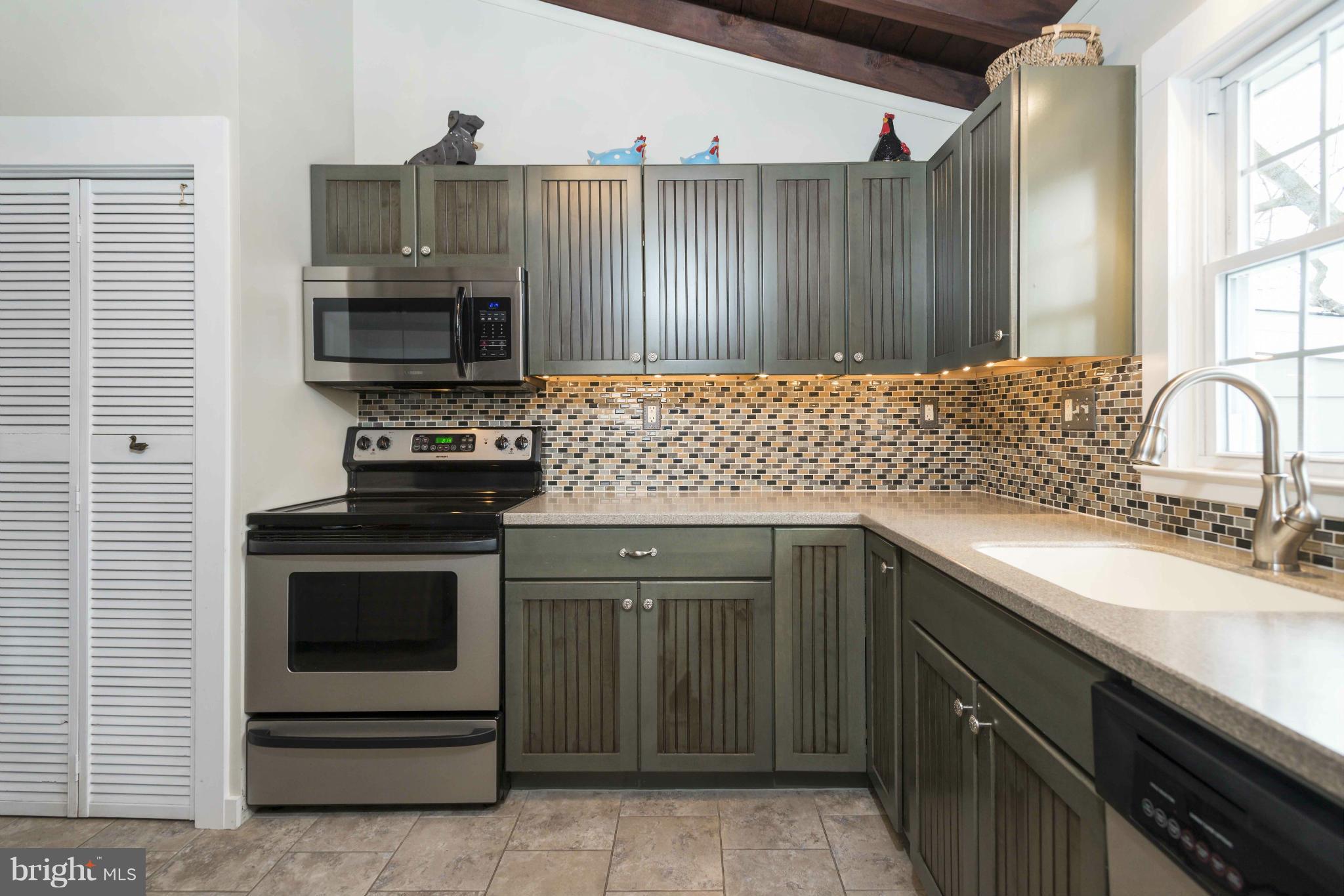 7606 Knollwood Road Towson, MD 21286 - Photo 11 of 30 Kitchen