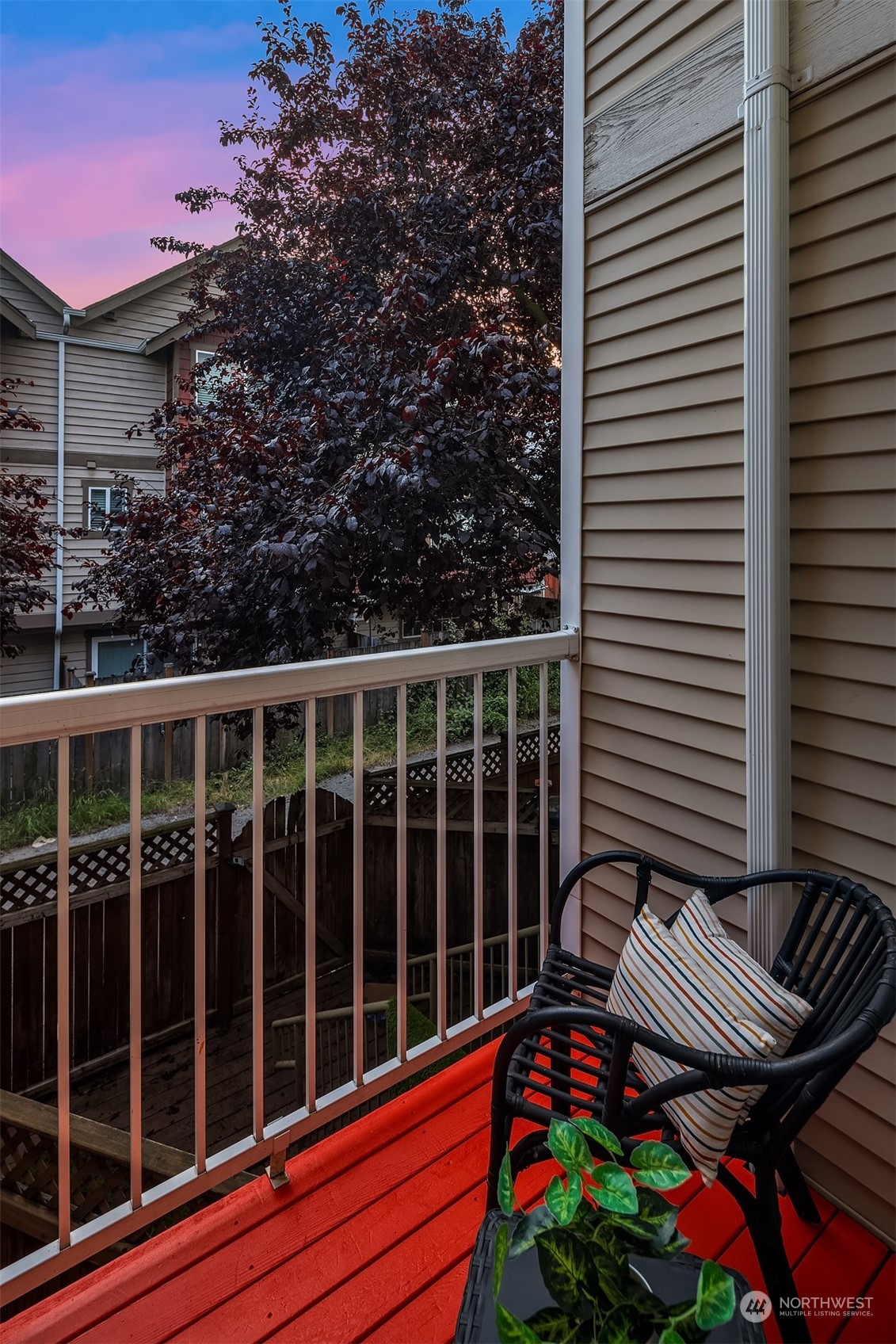 8523 Midvale Avenue North, Unit A Seattle, WA 98103 - Photo 24 of 26