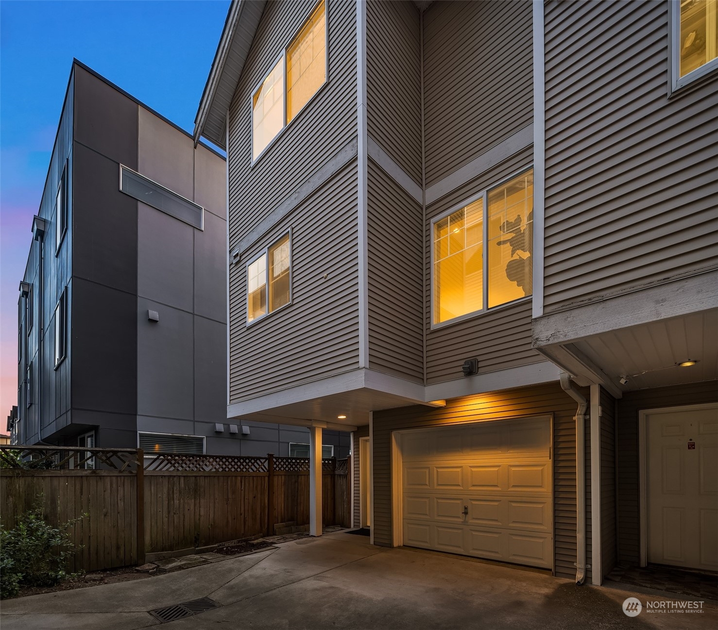 8523 Midvale Avenue North, Unit A Seattle, WA 98103 - Photo 26 of 26