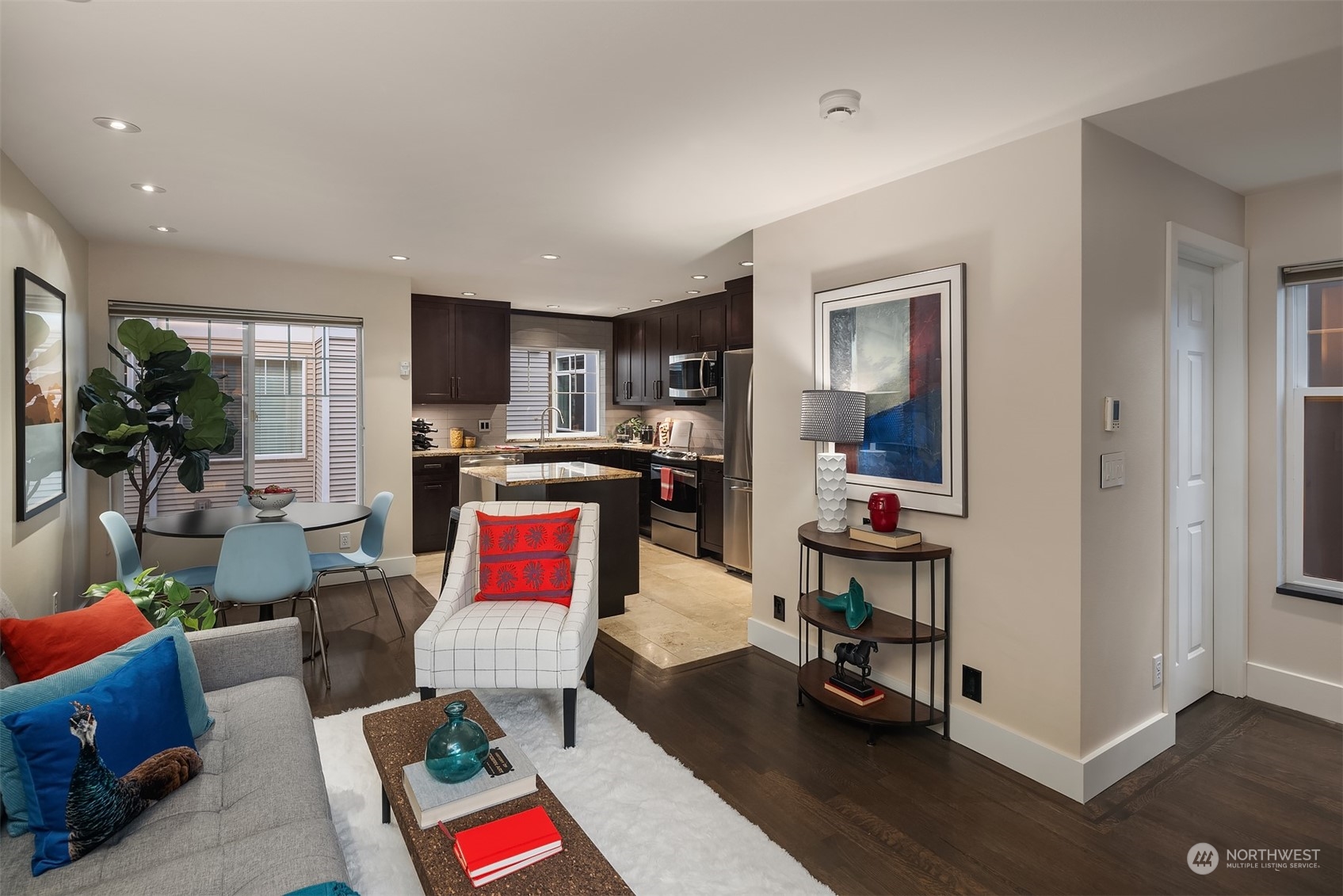 8523 Midvale Avenue North, Unit A Seattle, WA 98103 - Photo 4 of 26