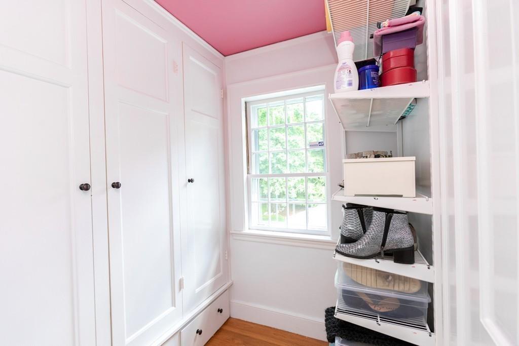 11 Arnold Road Wellesley, MA 02481 - Photo 22 of 33 a utility room with dryer and washer