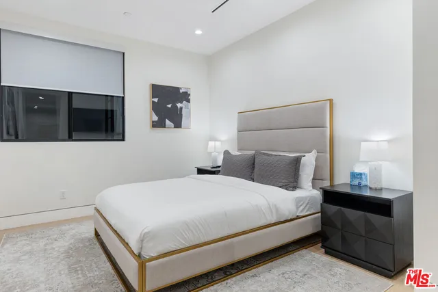 $21,000 | 731 North Curson Avenue, Los Angeles, CA 90046