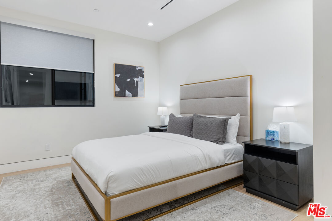 731 North Curson Avenue Los Angeles, CA 90046 - Photo 51 of 75