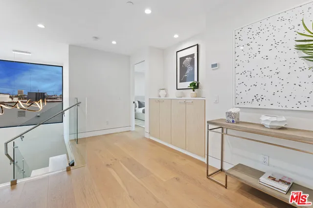 $21,000 | 731 North Curson Avenue, Los Angeles, CA 90046