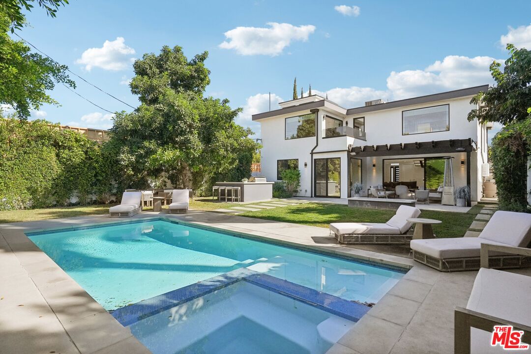 731 North Curson Avenue Los Angeles, CA 90046 - Photo 67 of 75