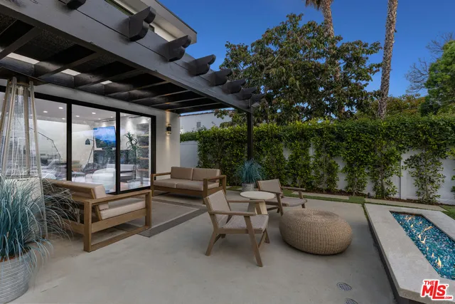 $21,000 | 731 North Curson Avenue, Los Angeles, CA 90046