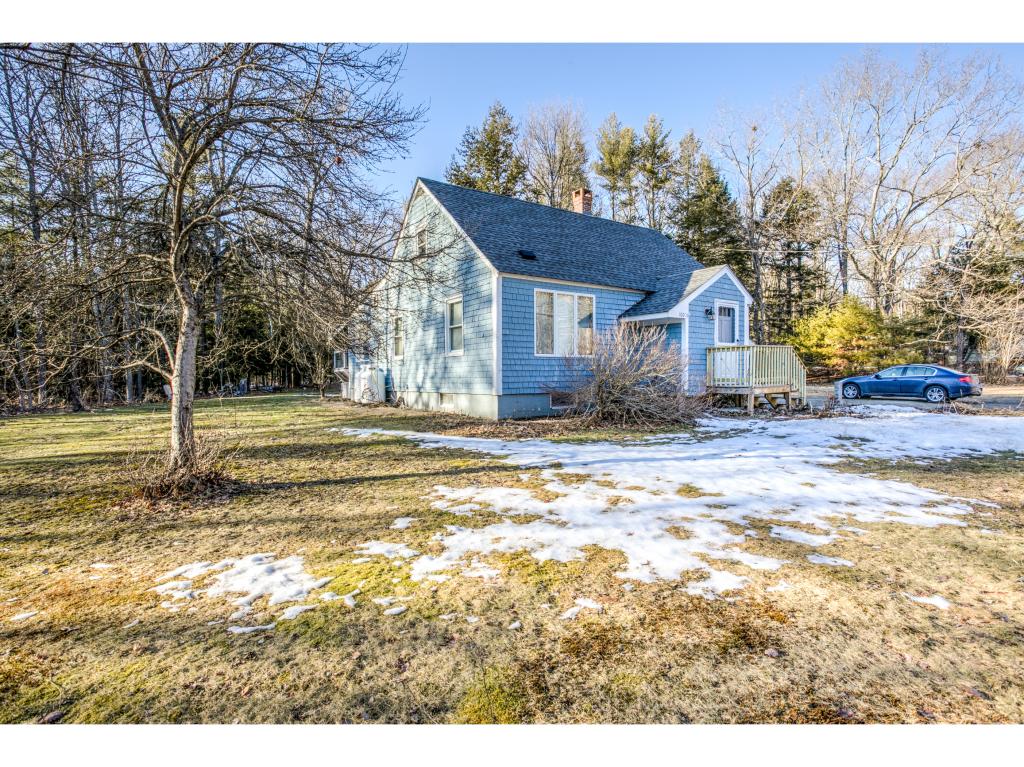 100 Grant Road Newmarket, NH 03857 - Photo 1 of 30 Gallery Image 1