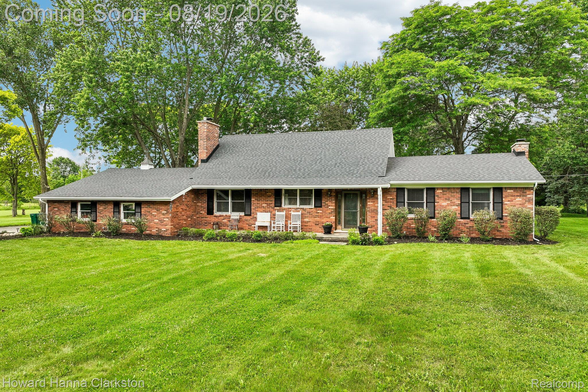 66653 Hartway Road Ray, MI 48096 - Photo 1 of 58 Classic brick home