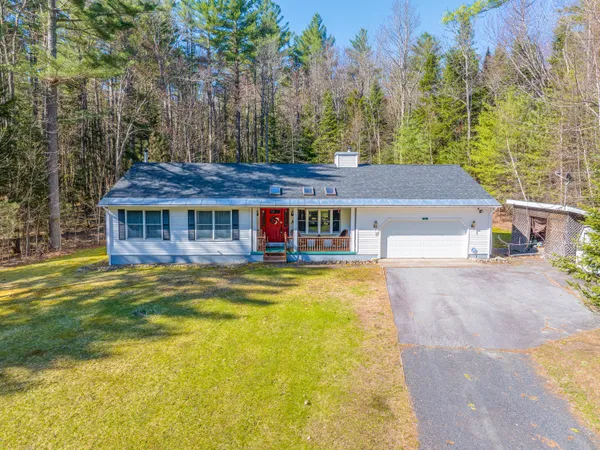 $495,000 | 35 Steinfeldt Lane, Long Lake, NY 12847