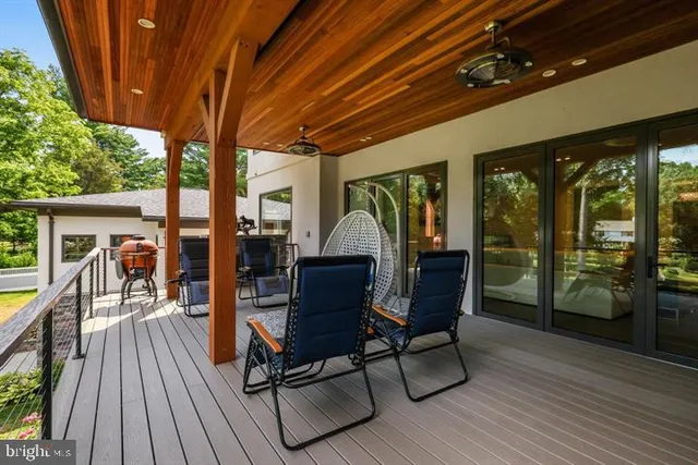 $3,999,000 | 9604 Pembroke Place, Vienna, VA 22182