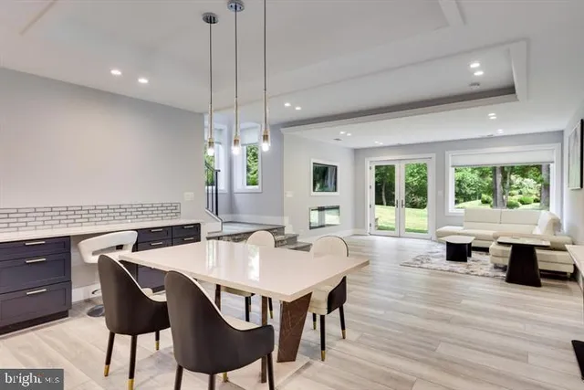 $3,999,000 | 9604 Pembroke Place, Vienna, VA 22182