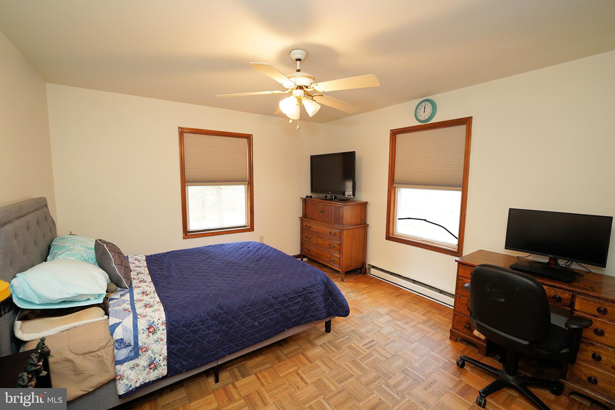 342 East Millstream Road Cream Ridge, NJ 08514 - Photo 12 of 21