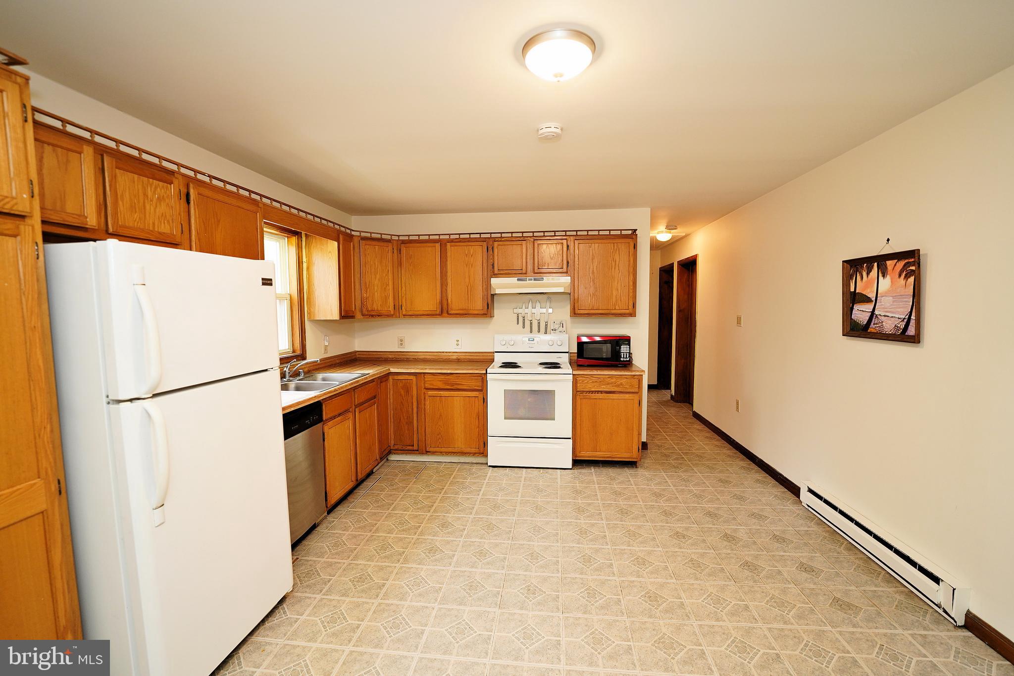 342 East Millstream Road Cream Ridge, NJ 08514 - Photo 10 of 21