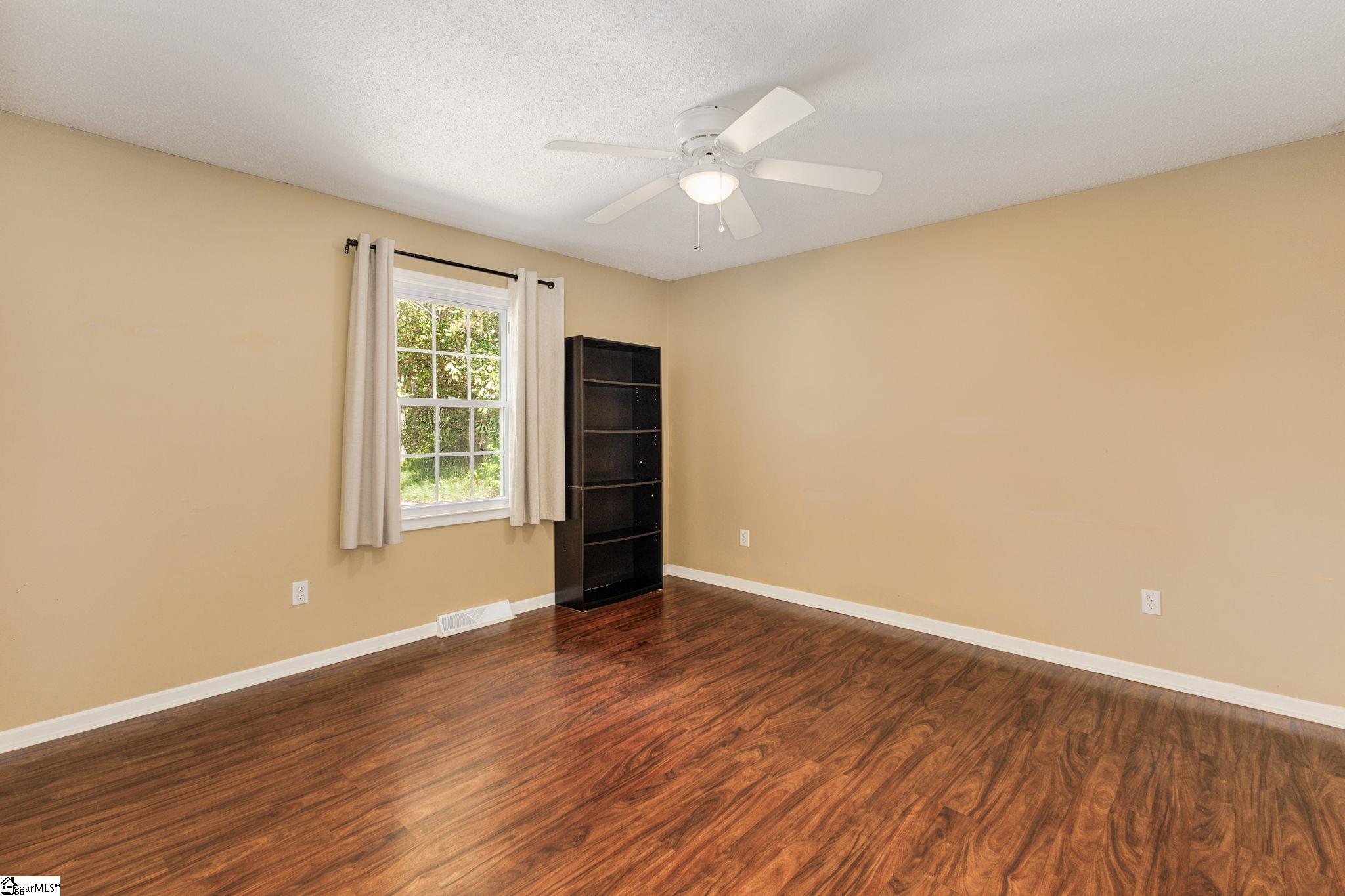 405 South Batesville Road Greer, SC 29650 - Photo 20 of 41 Gallery Image 20