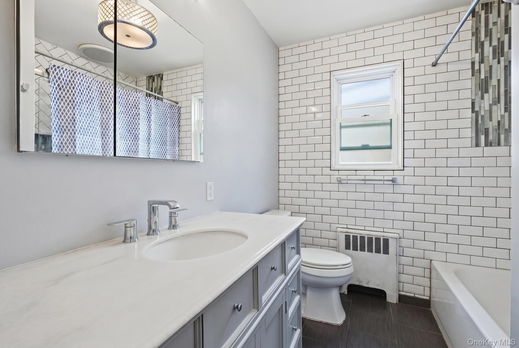 841 Willow Road Franklin Square, NY 11010 - Photo 24 of 27