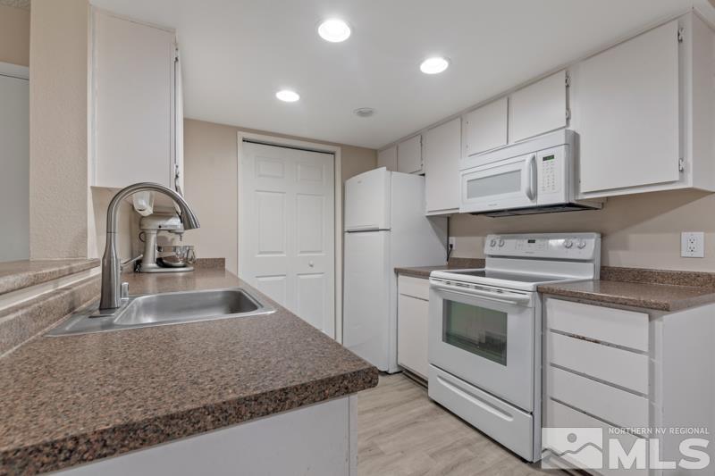 7690 Bluestone Drive, Unit 309 Reno, NV 89511 - Photo 5 of 11 Photo 5